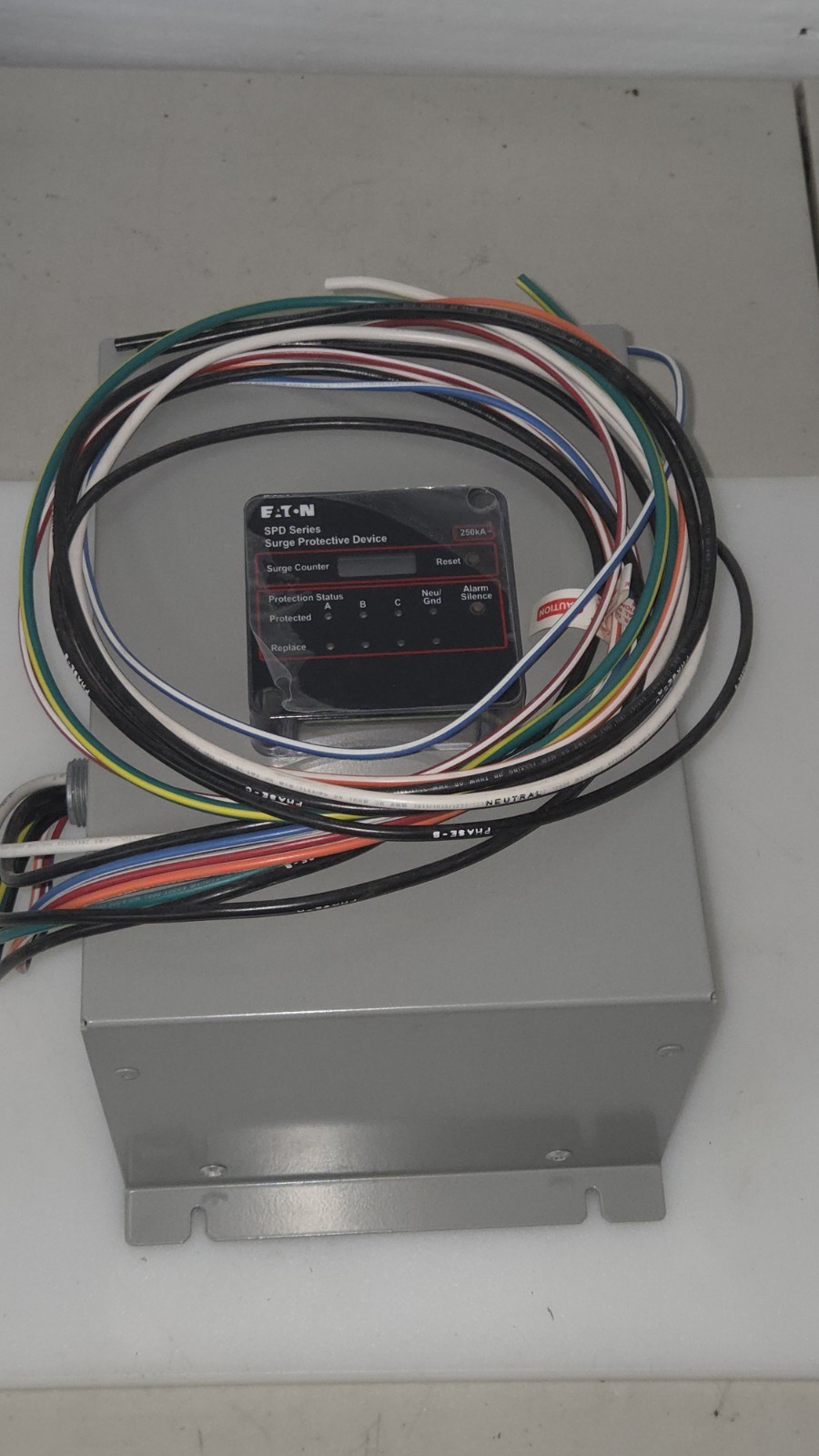 EATON SPD250208Y3K SPD, 250KA, STD W/COUNTERPKG., NEMA 1. 120/208v WYE 630-0023k