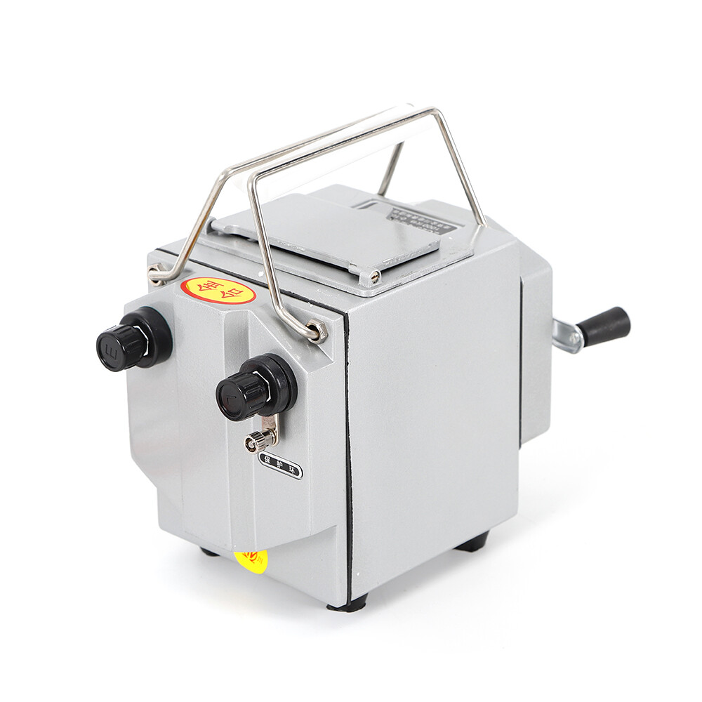 Hand-Crank Megohmmeter 1000V Insulation Resistance Tester 0–1000 MΩ Alloy