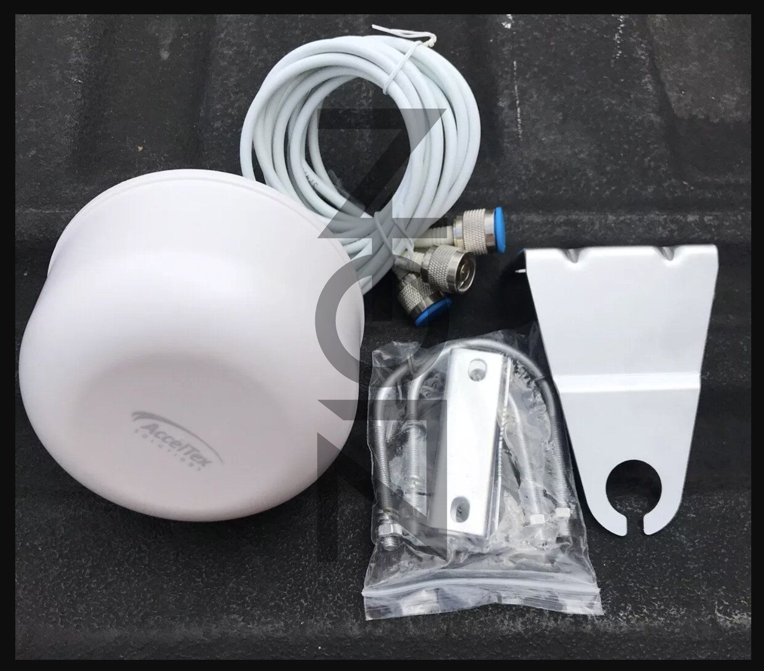 NEW Acceltex Indoor/Outdoor Omni Antenna ATS-OO-245-46-4NP-36 2.4GHz / 5GHz NOB