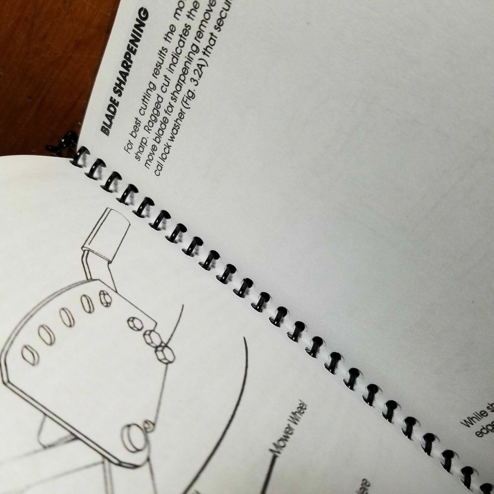 Ford 38″ Side Discharge Rotary Mower 09GN3697 1986-87 Operator Manual SE4489A