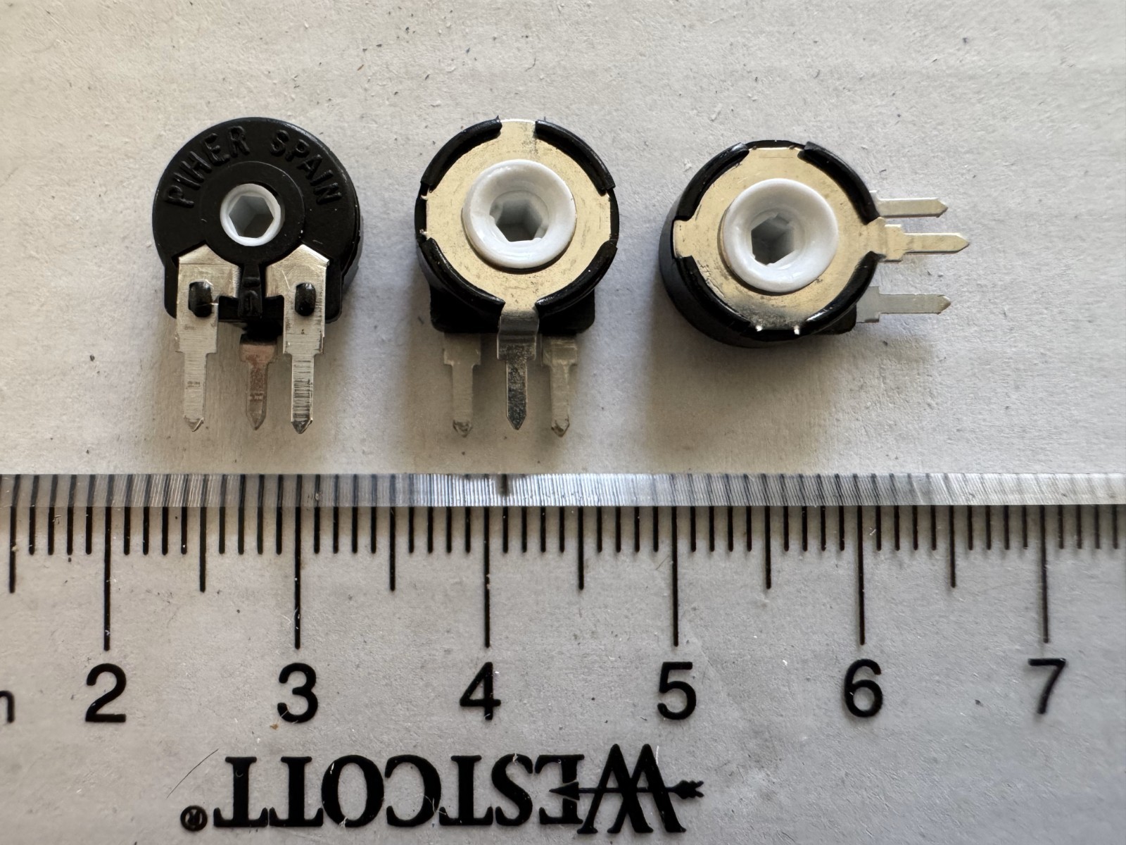 10 Pcs PT10MH05-104A2020 PIHER Potentiometer 1Turn THT 10MM 100 kΩ ±20% Linear