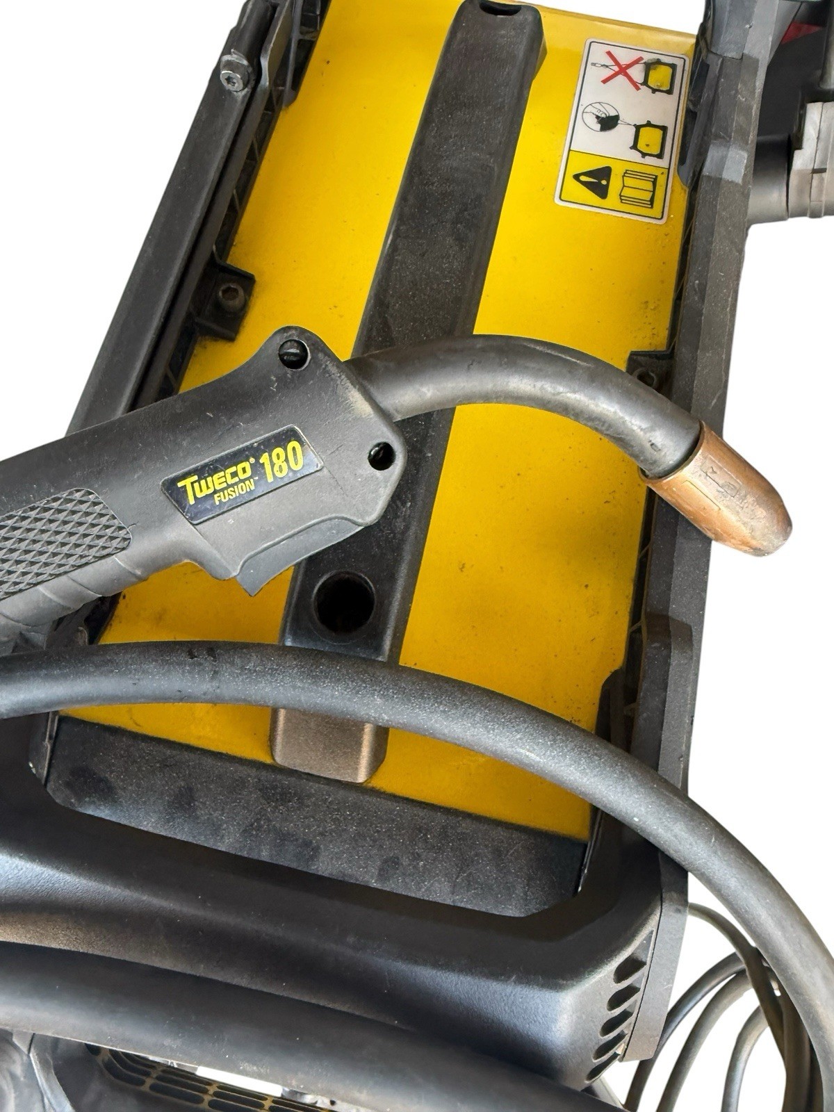 ESAB EM 215ic Multiprocess Mig/Stick/Tig Welder package Multi Volt