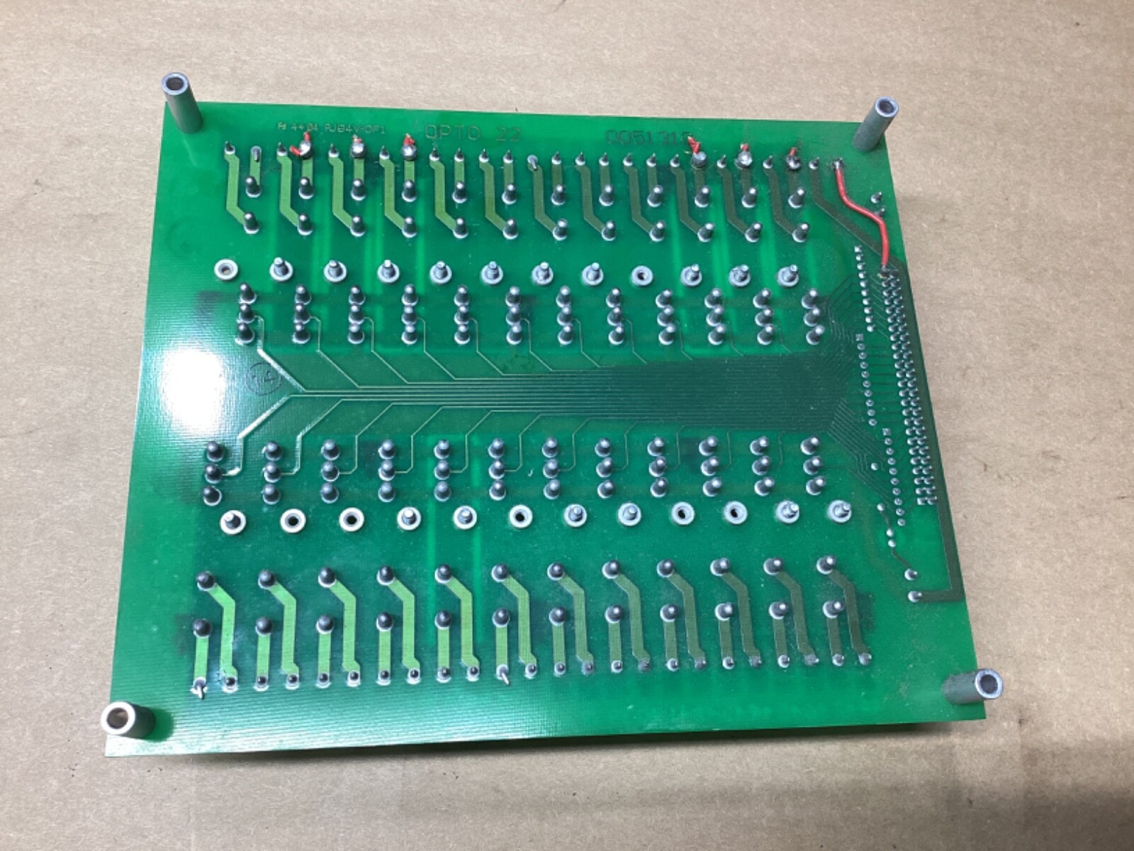 OPTO 22 G4PB24 TERMINAL BOARD w/ (10) G4 ODC5 relay (7) G4 IDC5D #101X48