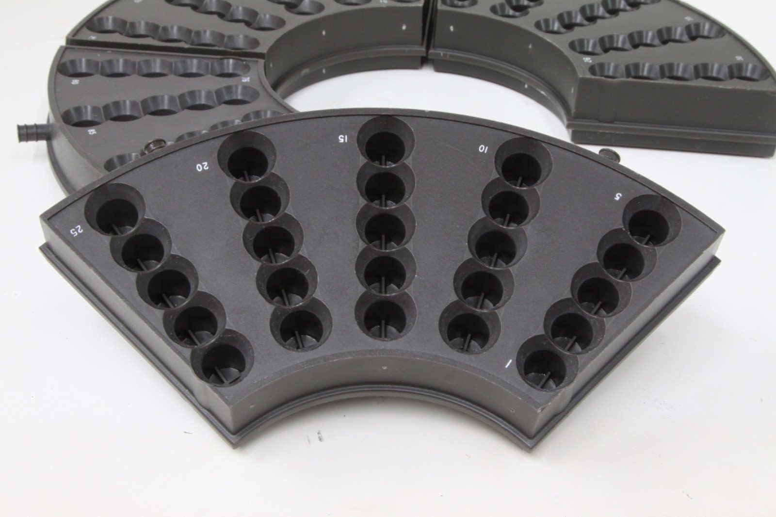 Set of Four 1-100 HP Agilent 7673A 18596A Autosampler Tray Quadrants 5890 6890