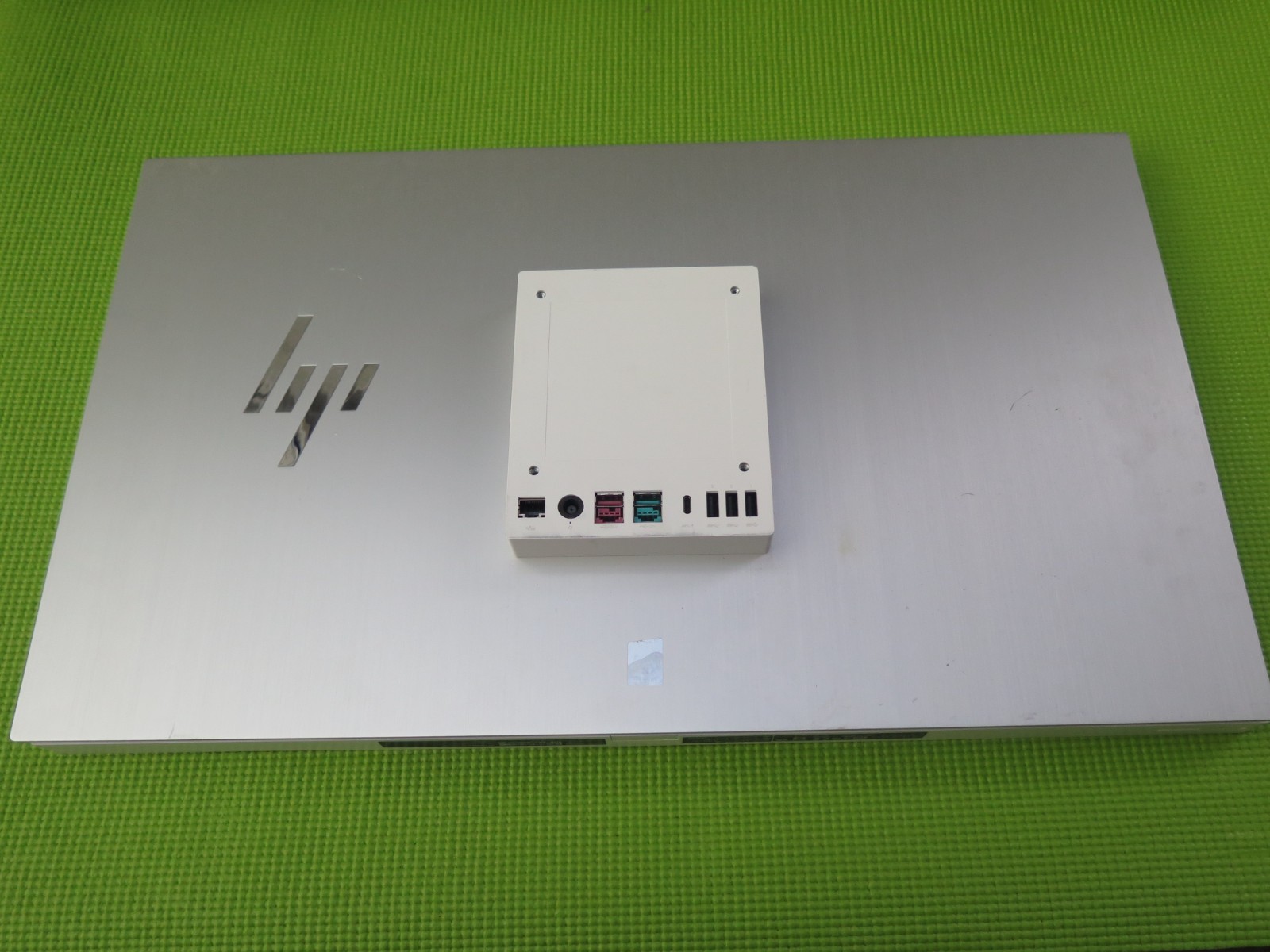 HP Engage One Pro All-in-One AIO POS System LED 23.5″ Touch Screen i7-10700E