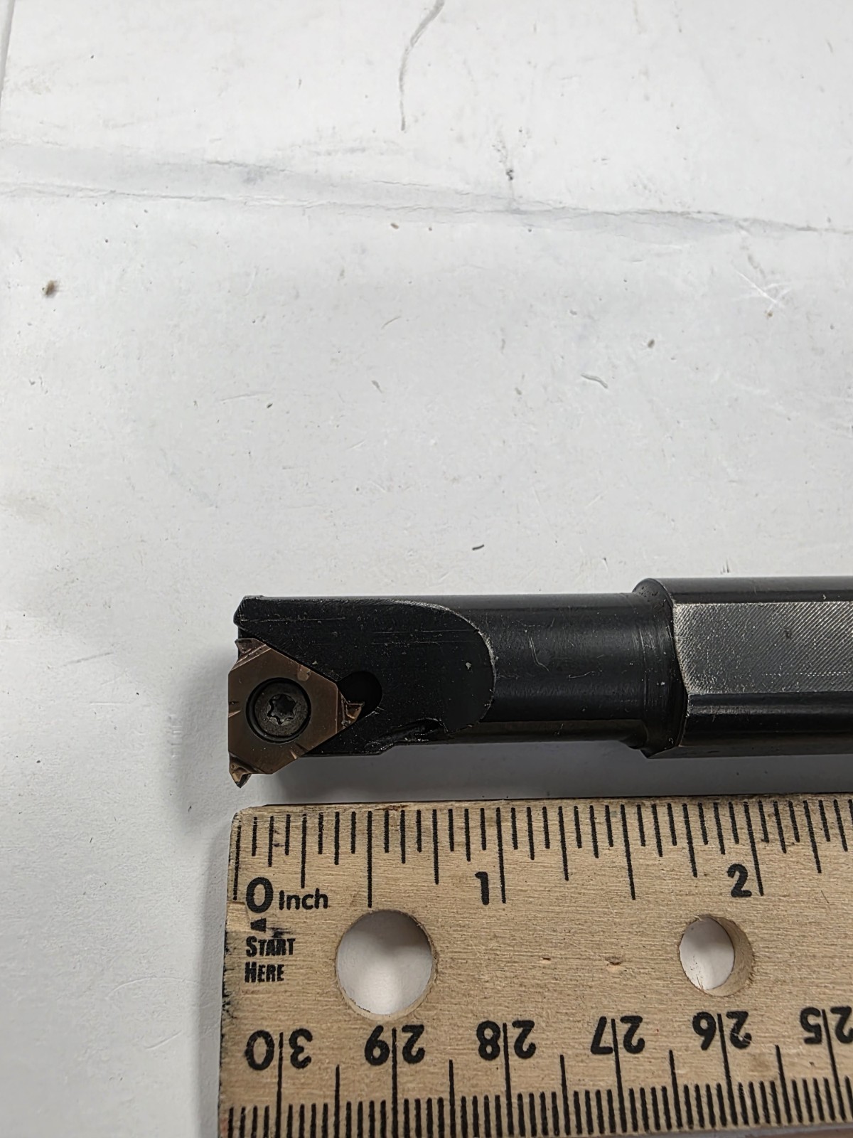 VARDEX INDEXABLE ID THREAD BAR NVRC 0625-3 065/679 ISRAEL .75 Shank, used