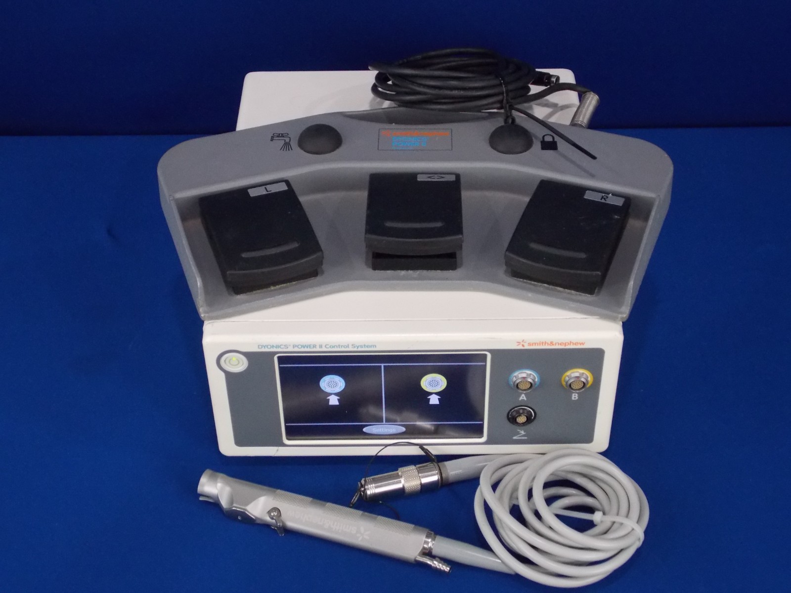 Smith & Nephew Dyonics power II control system w/power max elite shaver & FT s/w