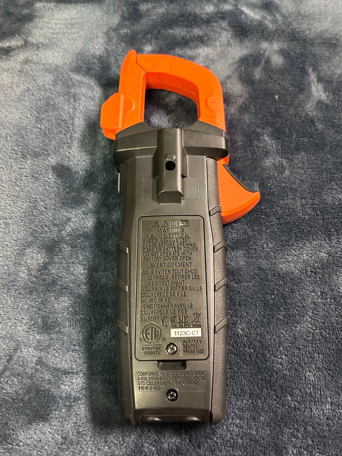 Klein Tools CL800 AC/DC True RMS Auto-Ranging Digital Clamp Meter