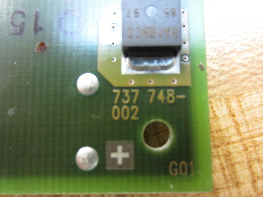 Part 737 748-002 Circuit Board 737 748-002/Z01G01