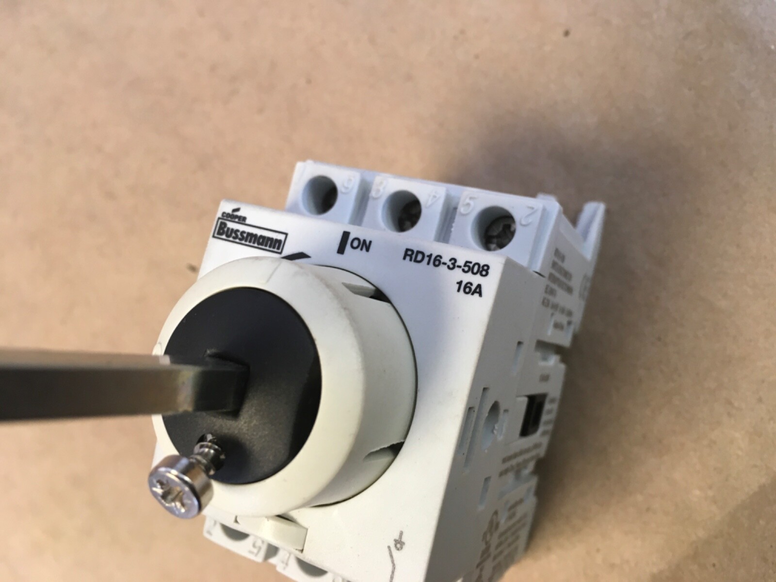 Bussman Open Disconnect Switch RD16-3-508 16A, 600Vac, 3Ph (KB)