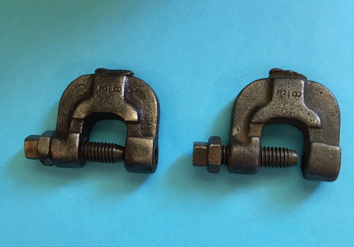 *PRE-OWNED* 3048T1-MCMASTER-HANGER C-CLAMP-3/8-3/4-3/8-5.10 (LOT OF 2)