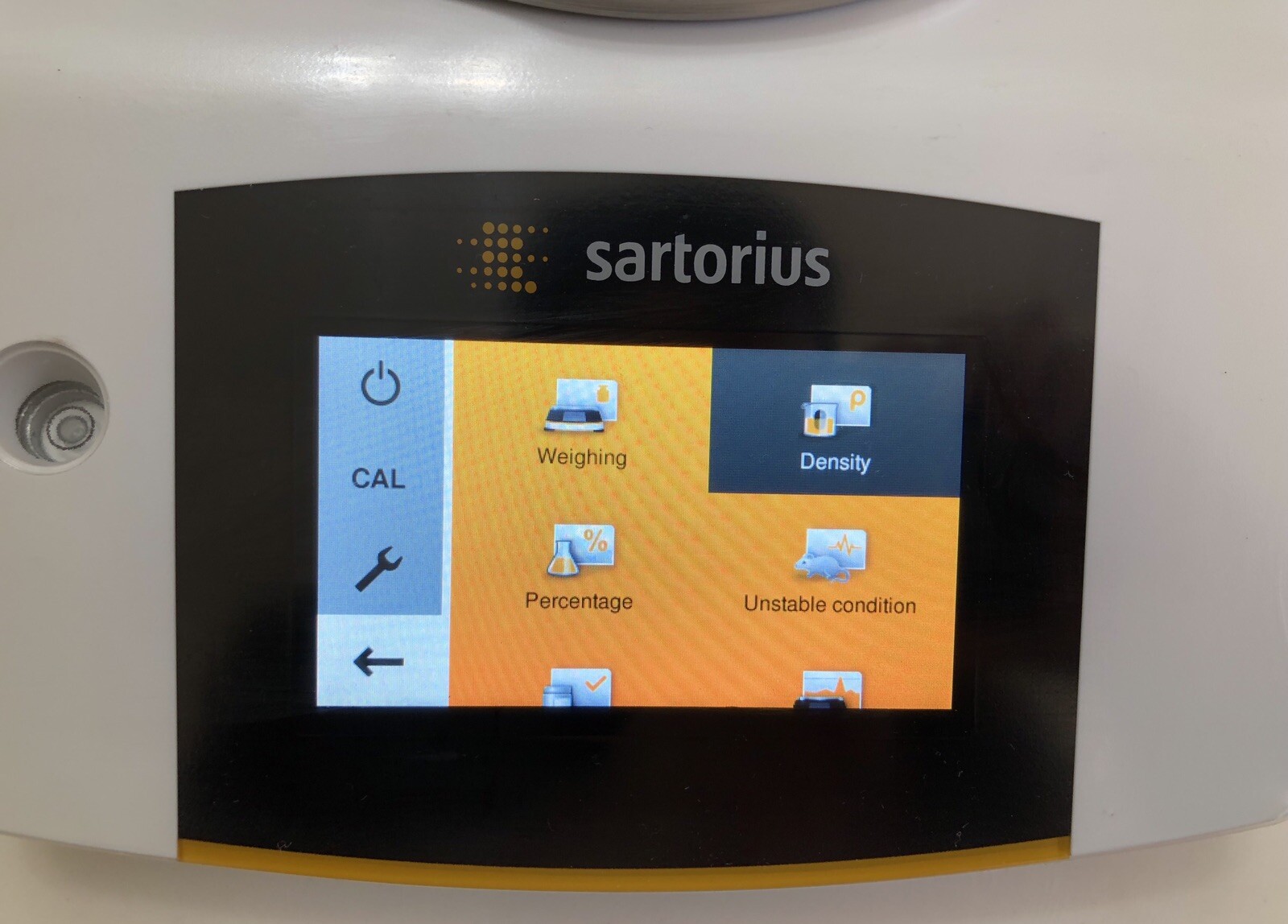 Tested Sartorius Practum 1102-S Balance 1.1kg 0.01g Touch Screen Mettler XS Deal