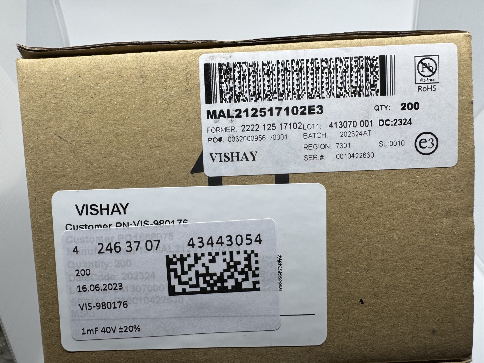 5X MAL212517102E3 VISHAY 1000uF 40V Axial, Can 159mOhm @ 100Hz 10000 Hrs @ 105°C