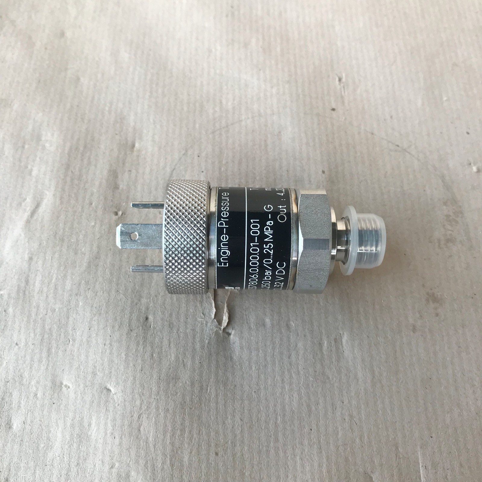 TRAFAG 8242.74.2017 PRESSURE TRANSMITTER