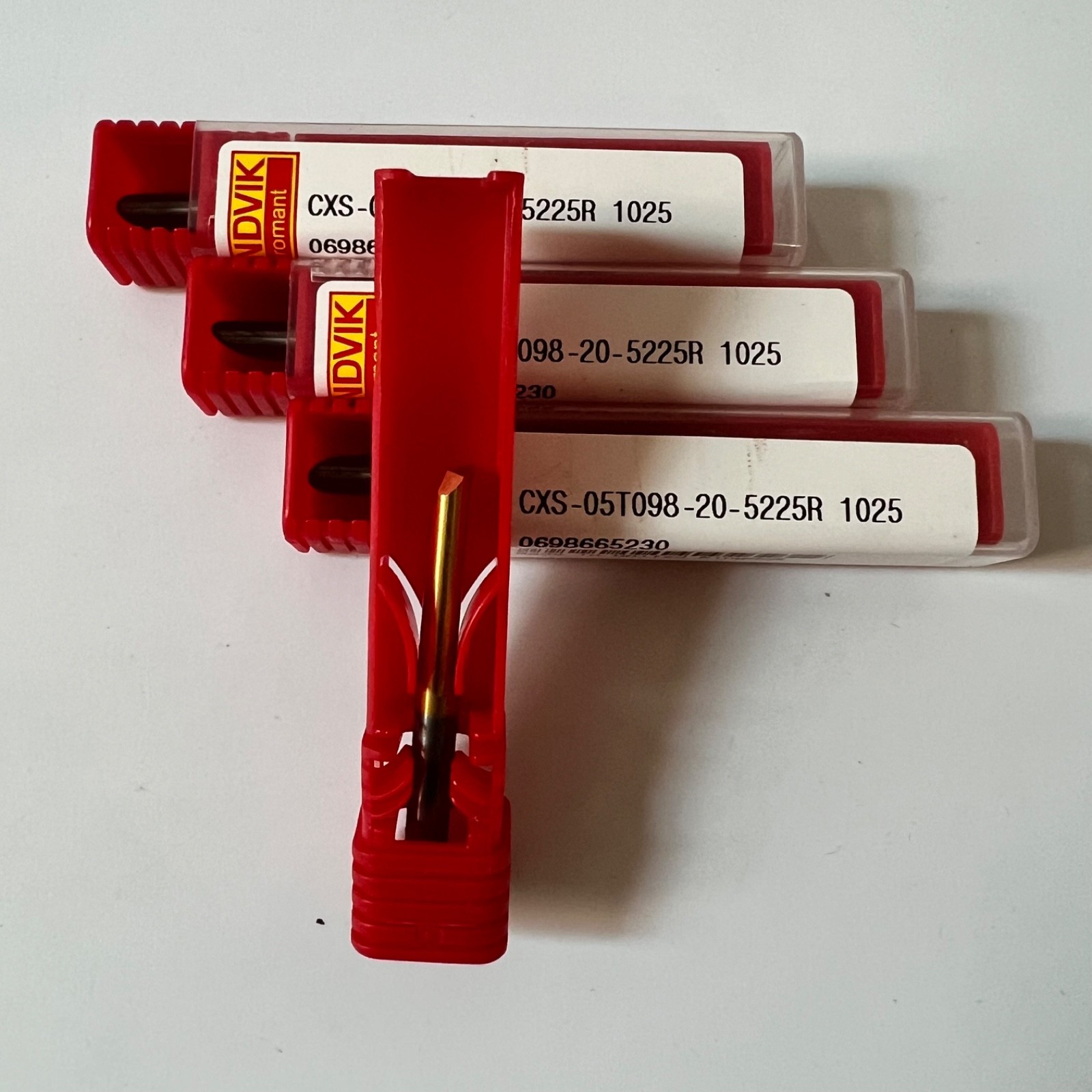 CXS-05T098-20-5225R 1025 /Sandvik / 10PCS