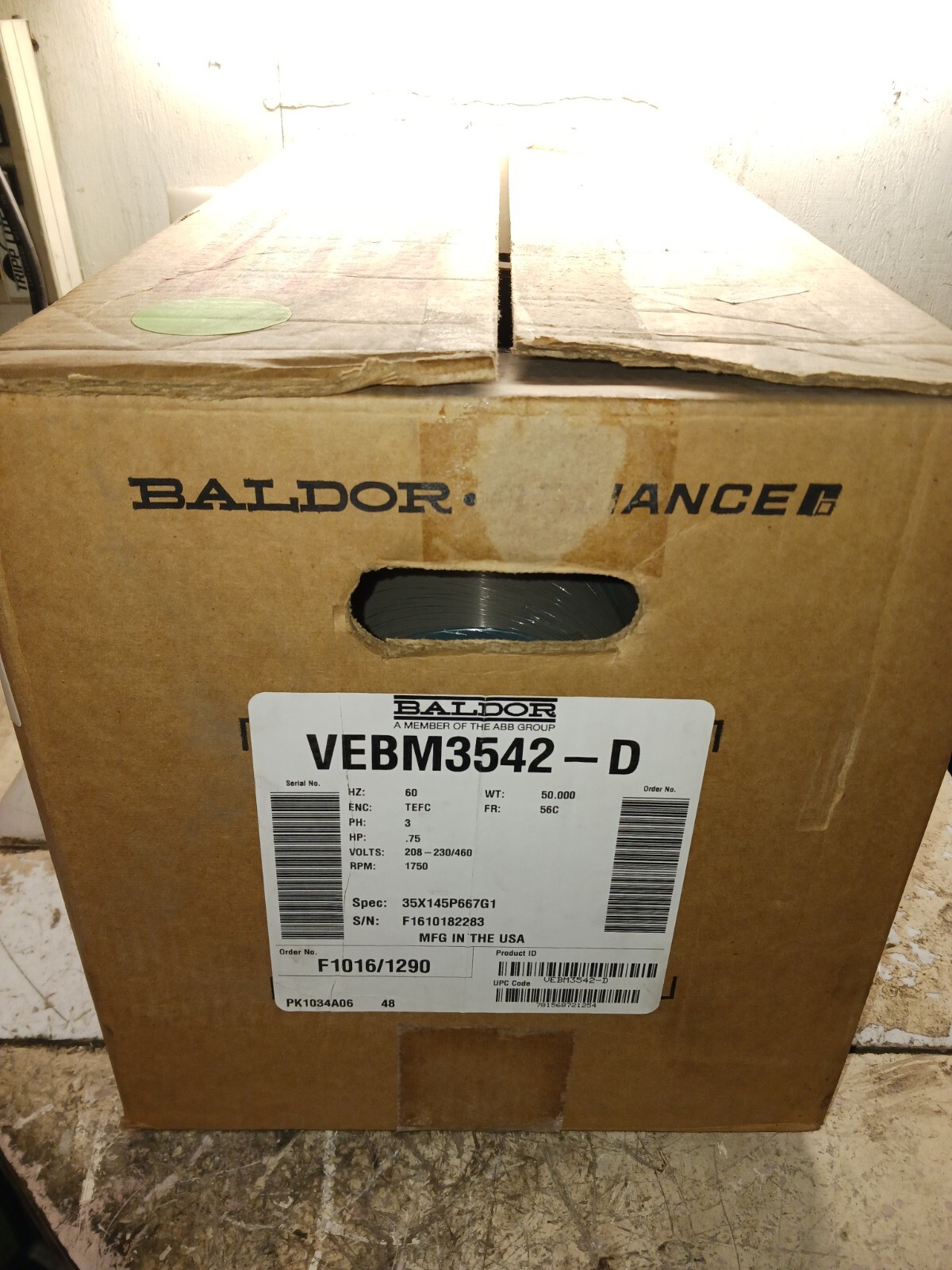 NEW Baldor .75 HP AC Brake Motor 56C 208-230/460 VAC 1750 RPM Tefc VEBM3542-D