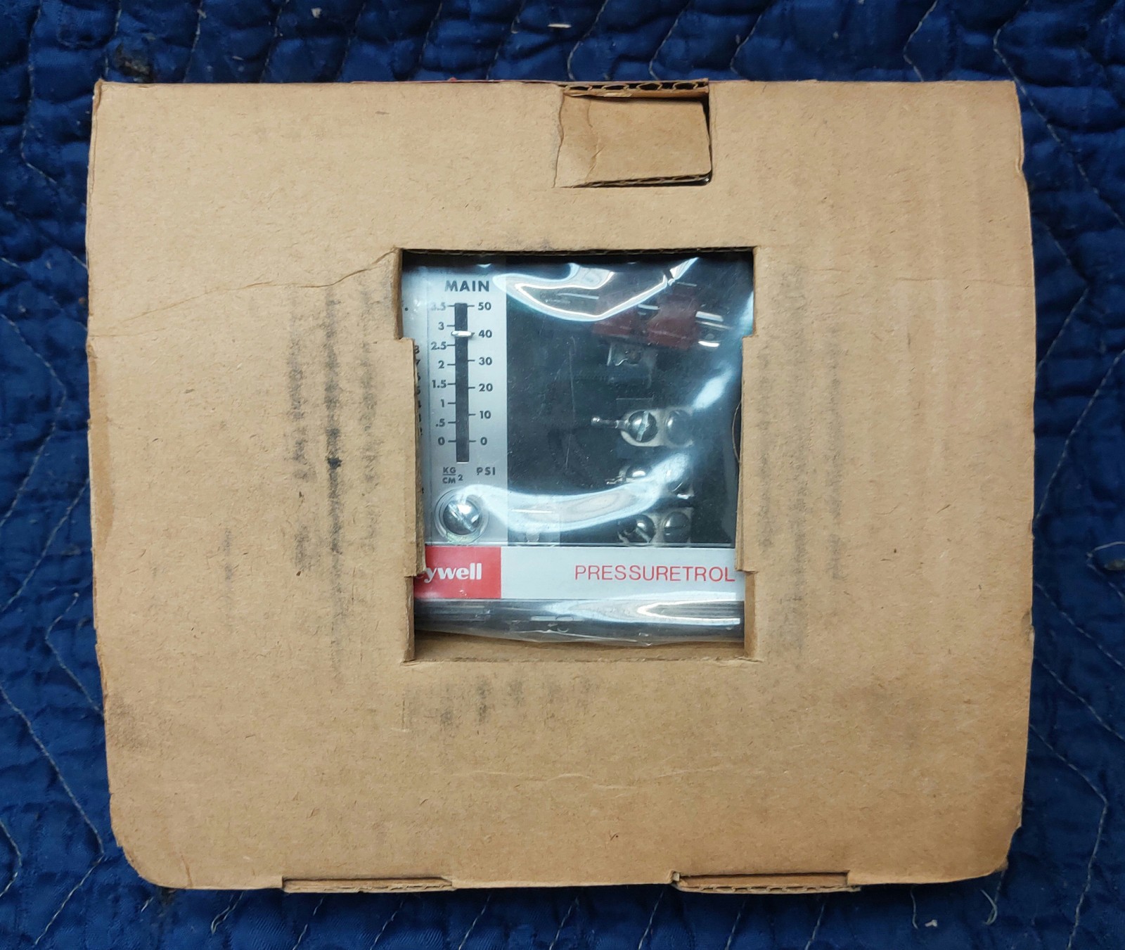 NOS Honeywell Pressure controller L604A-1177 L604A1177