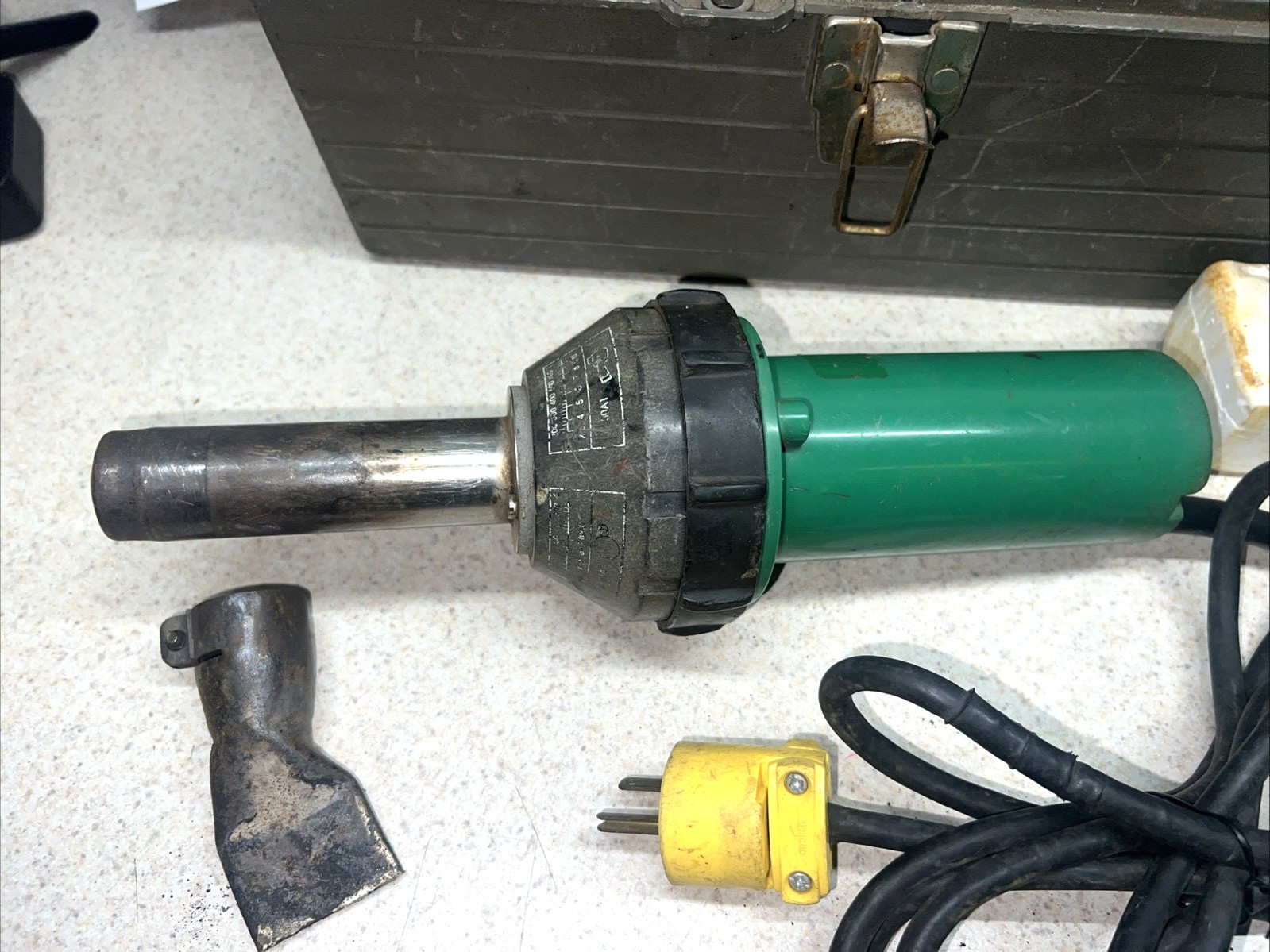 Leister Triac S Electric Corded 1600W Hot Air Tool Heat Gun 120V w/case Tested
