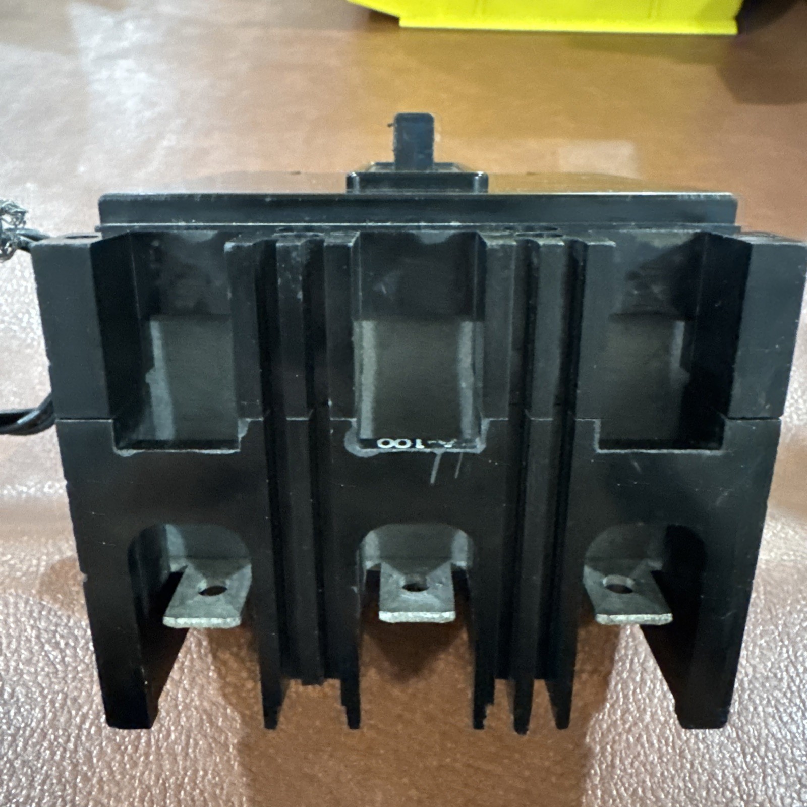 Westinghouse 3P 100A FB3100 600V 3 Pole 100 Amp 4975D71G44 Shunt Trip