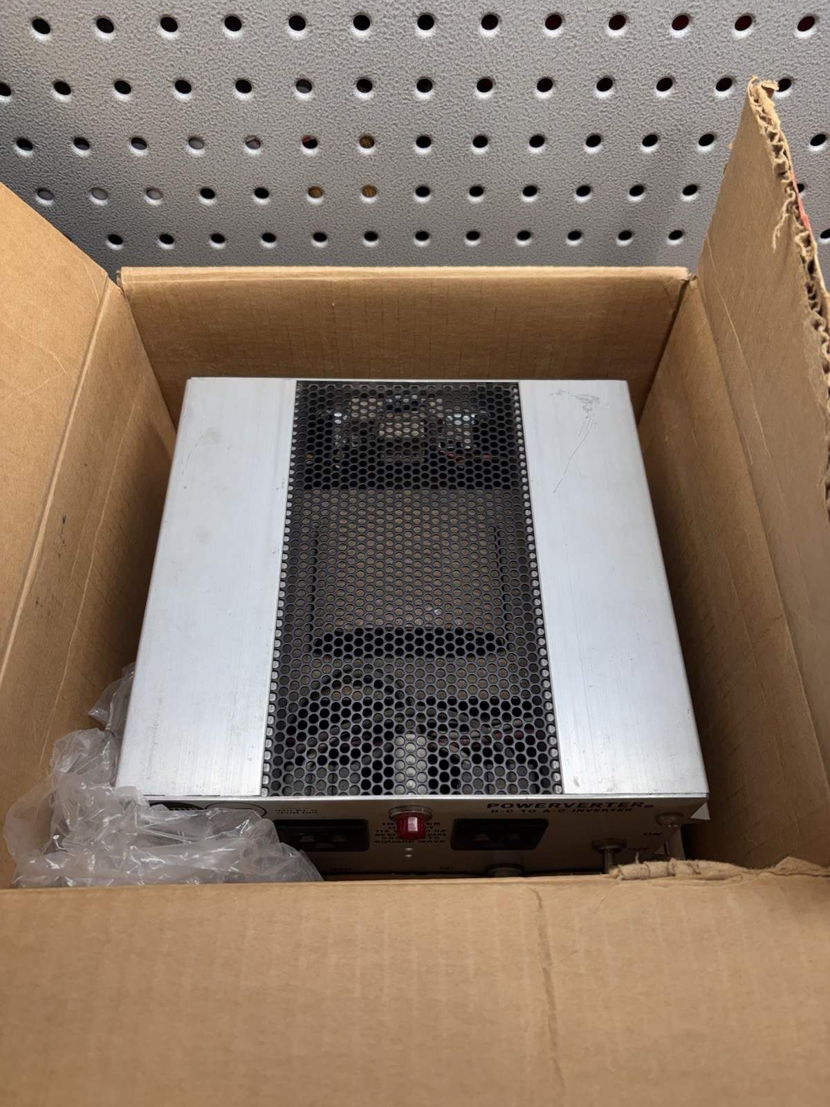 New open box TRIPP LITE PowerVerter PV-550 DC to AC power Inverter & Paperwork
