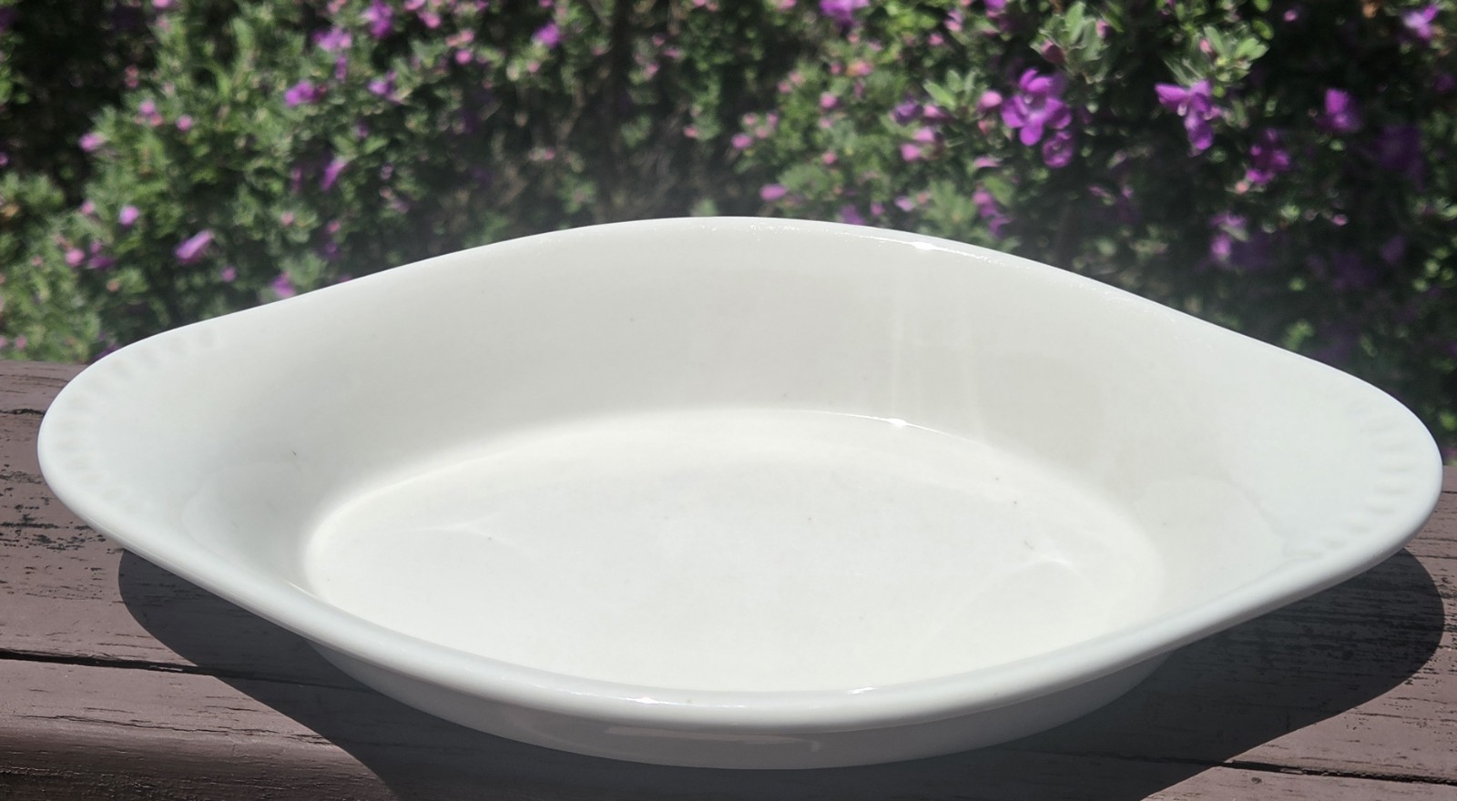 Tuxton China 117 Oval Dish Welsh Rarebit 8 ounces White