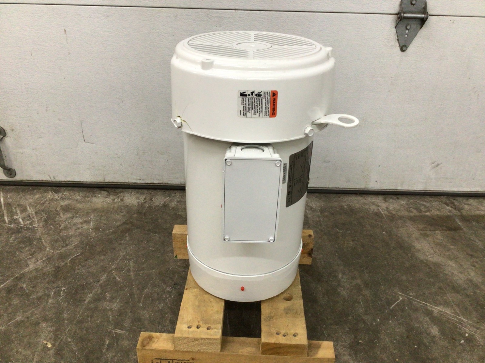 Dayton 2Dam8 Washdown Motor, 3 Ph, Tefc, 10 Hp, 3515 Rpm