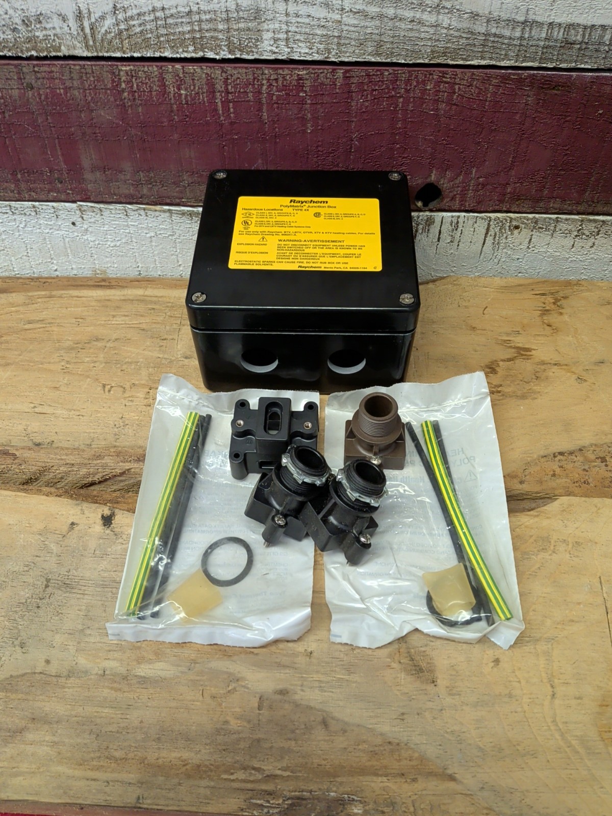 New Raychem PolyMatrix 4X Heat Trace Junction Box Class I Div 2 FAST SHIPPING