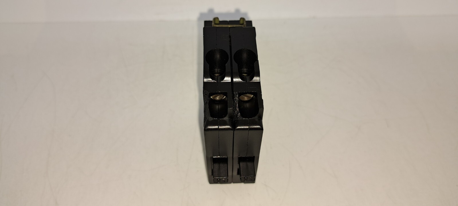 ITE QT1-1515 TANDEM 15 AMP Circuit Breaker EQ-T QTI-1515 Closed Clip FLAW