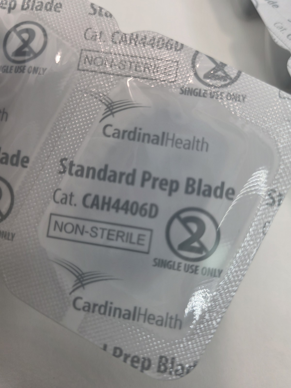 Cardinal Health CAH4406D Standard Prep Surgical Clipper Blades , 5ct