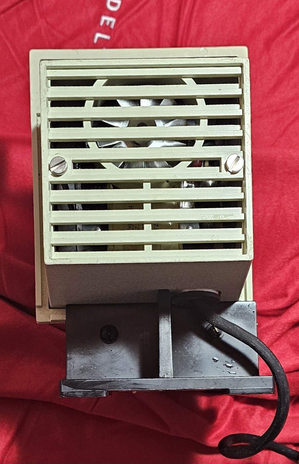 Wallace & Tiernan 94-100 Metering Pump 115VAC 0.9A 100 Psi 20 GPD