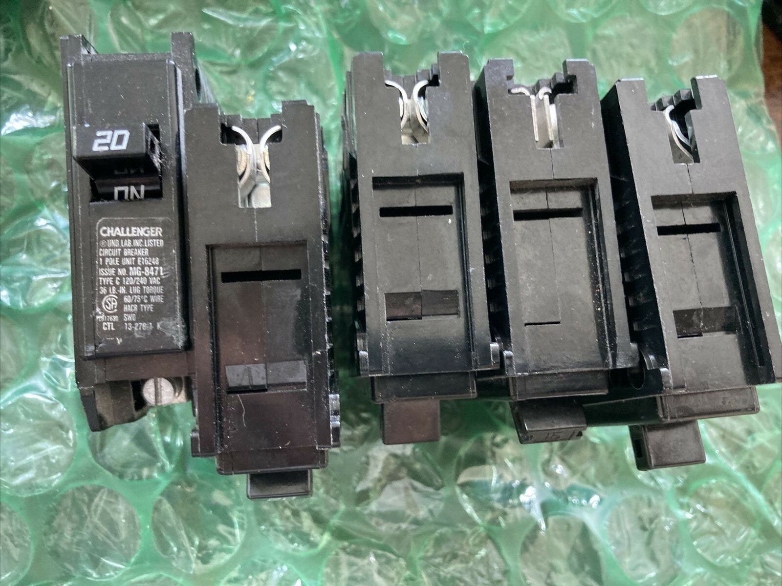 Challenger Style E16248 C120 1 Pole Amp Circuit Breaker 120V +Free Shipping!