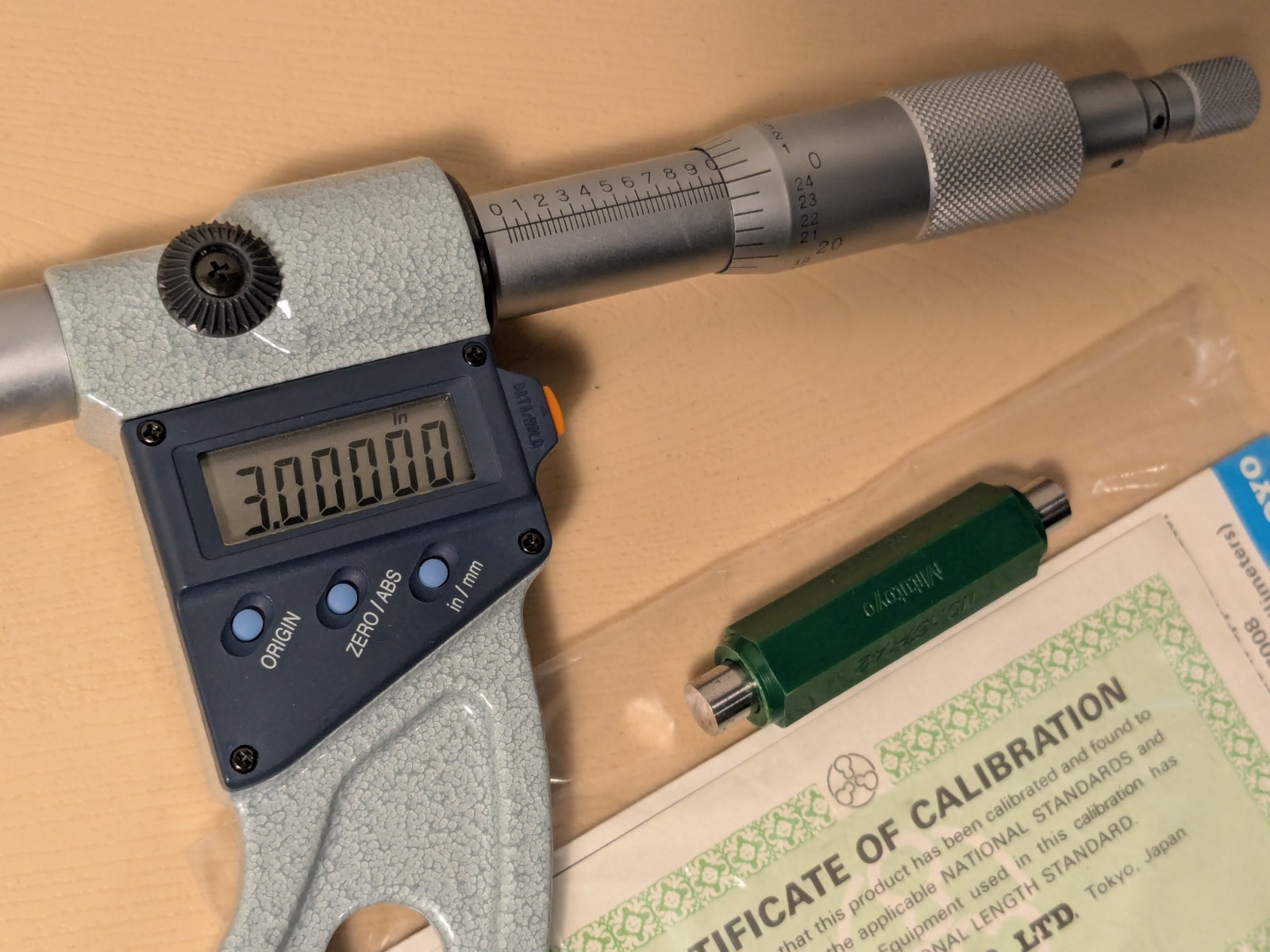 MITUTOYO 2-3 Inch DIGITAL Blade MICROMETER NO 422-313-30 w/ CASE & STANDARD