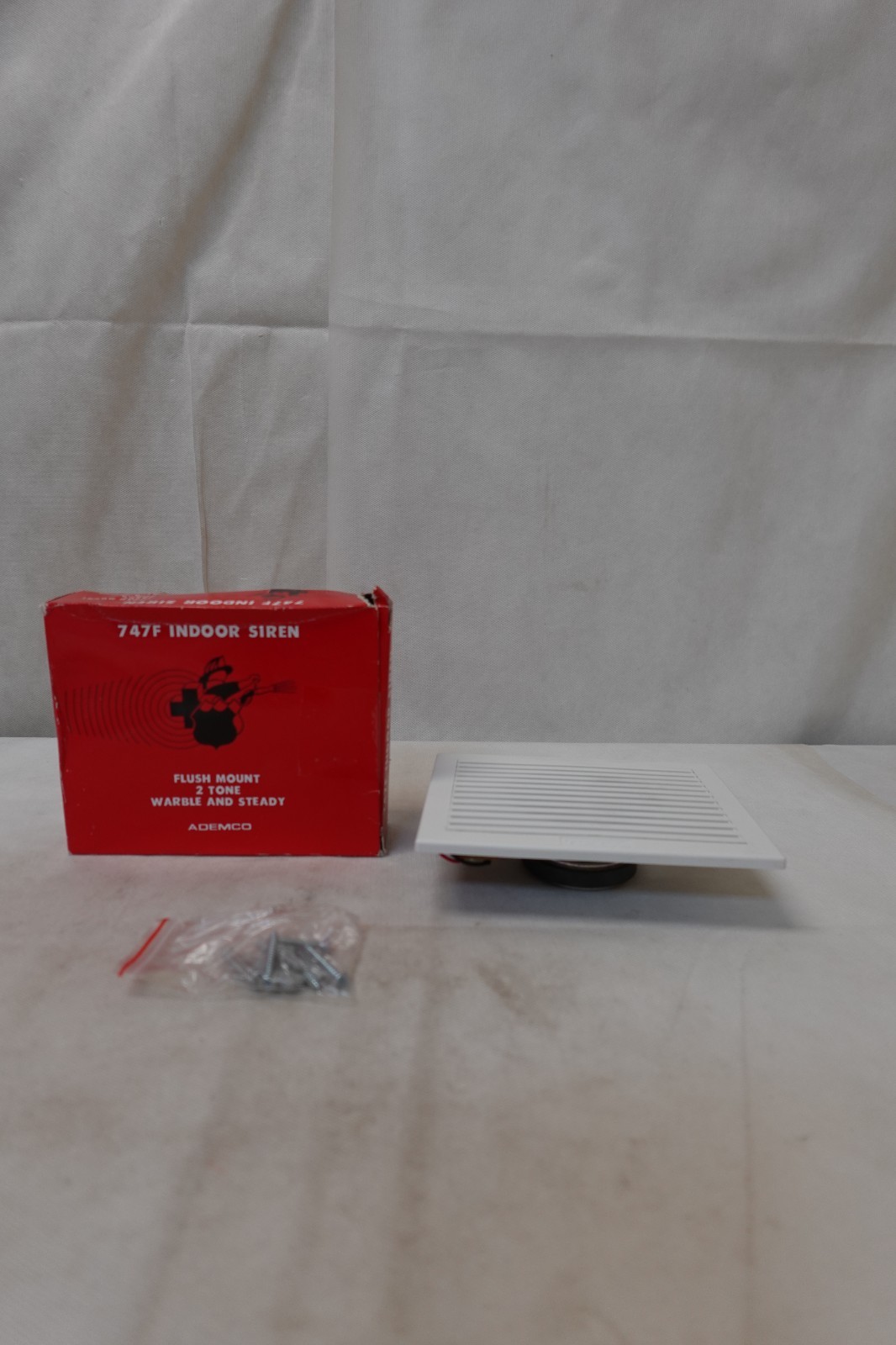 Ademco / Honeywell – 747F Flush Mount Indoor Security Alarm Siren – NIB