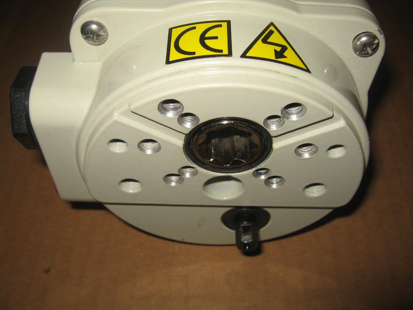 PROMATION ENGINEERING P1-120PN4 Valve Actuator 120VAC 300in-Lbs 35Nm