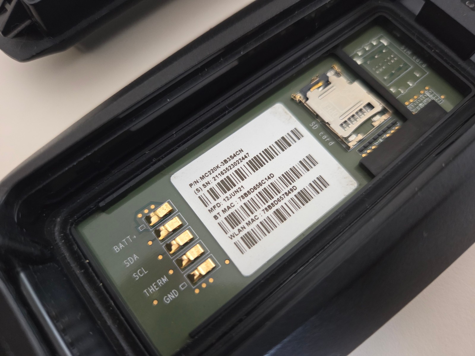 Zebra MC2200 Mobile Computer MC220K-3B354CN Extended Battery & Camera (No Sound)