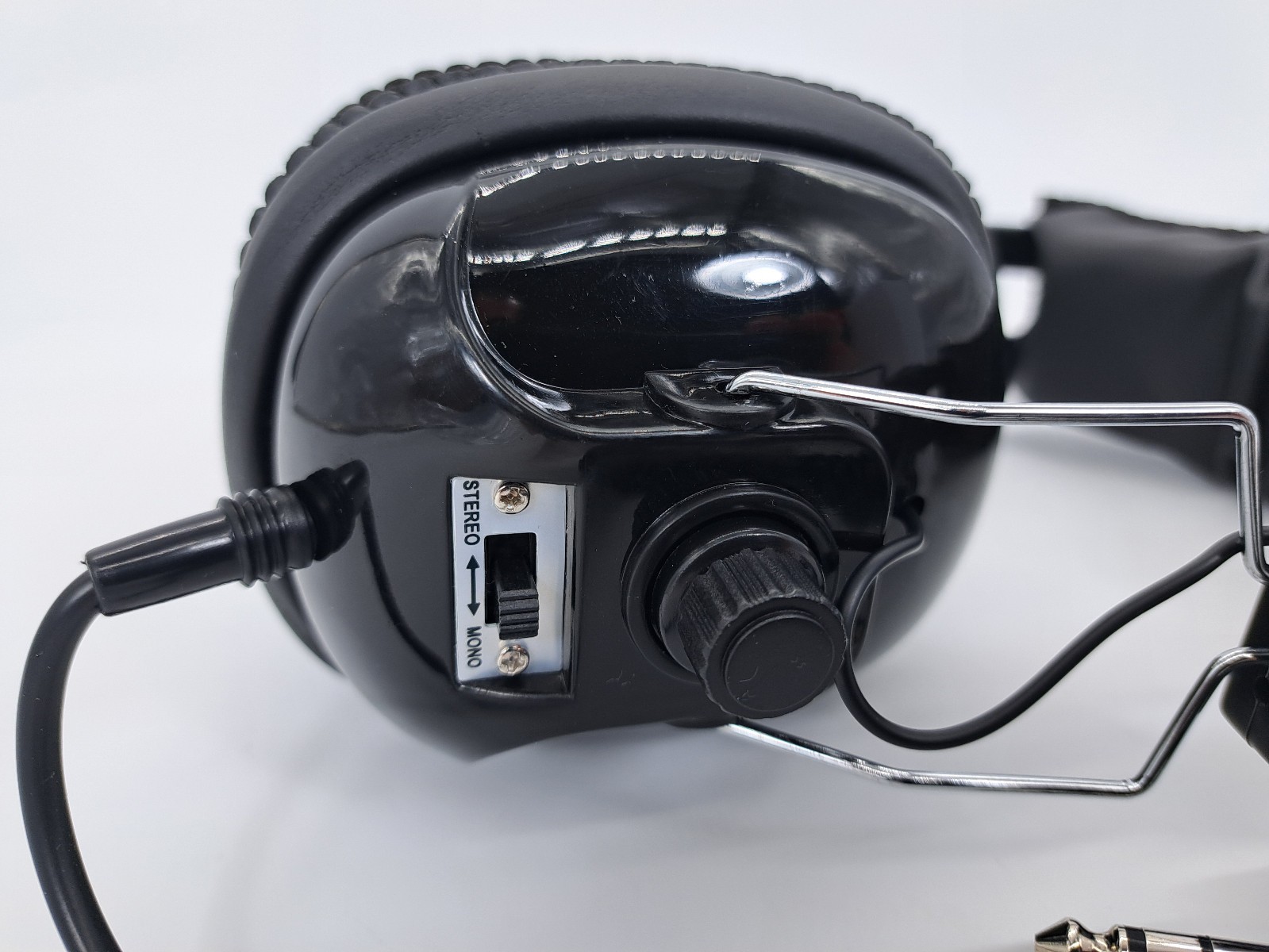 White’s Electronics, Metal Detector Headphones, Adjustable Volume, Large Plug