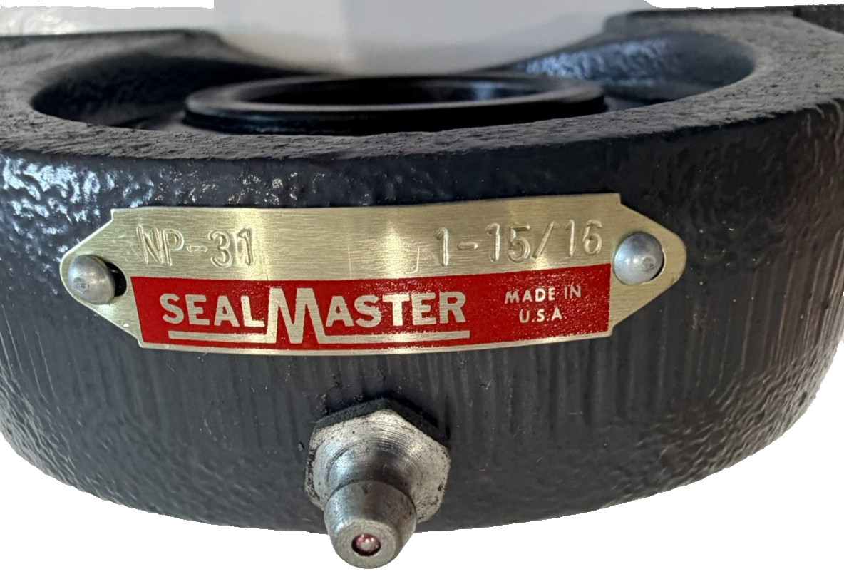 NEW SEALMASTER NP-31 PILLOW BLOCK BEARING 1-15/16″ 700196
