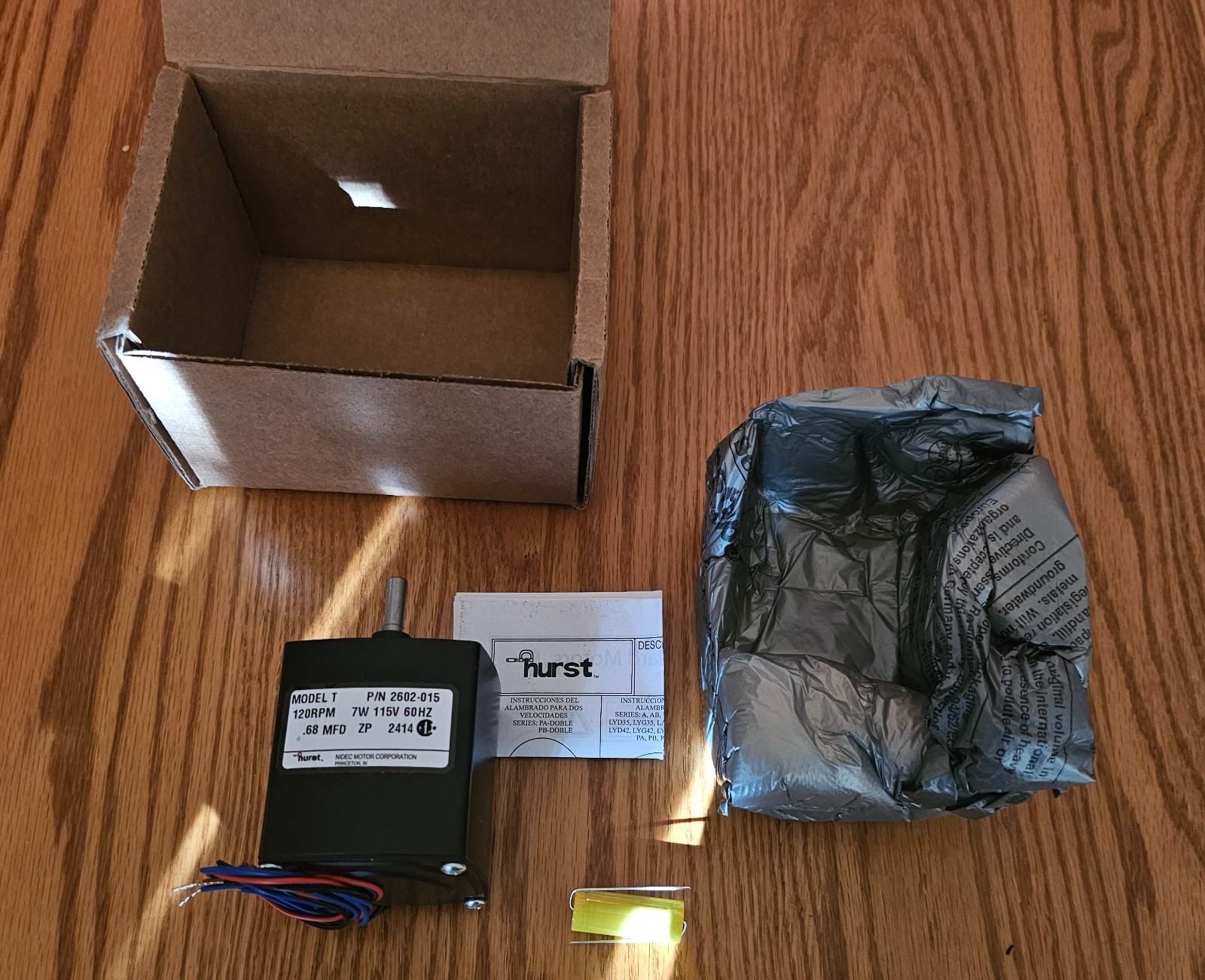 Hurst Model T 2602-015 Synchronous Instrument Motor 120 RPM – 115 Volt – 7 Watt