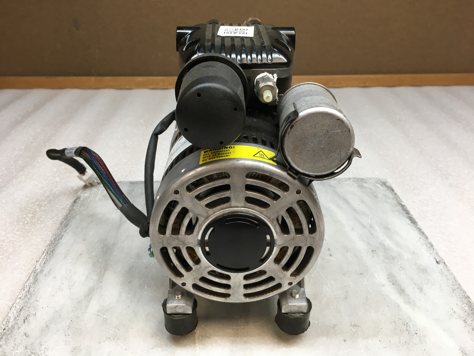 Gast 86R135-101-N270X Rocking Piston Single Oil-less Compressor/Pump