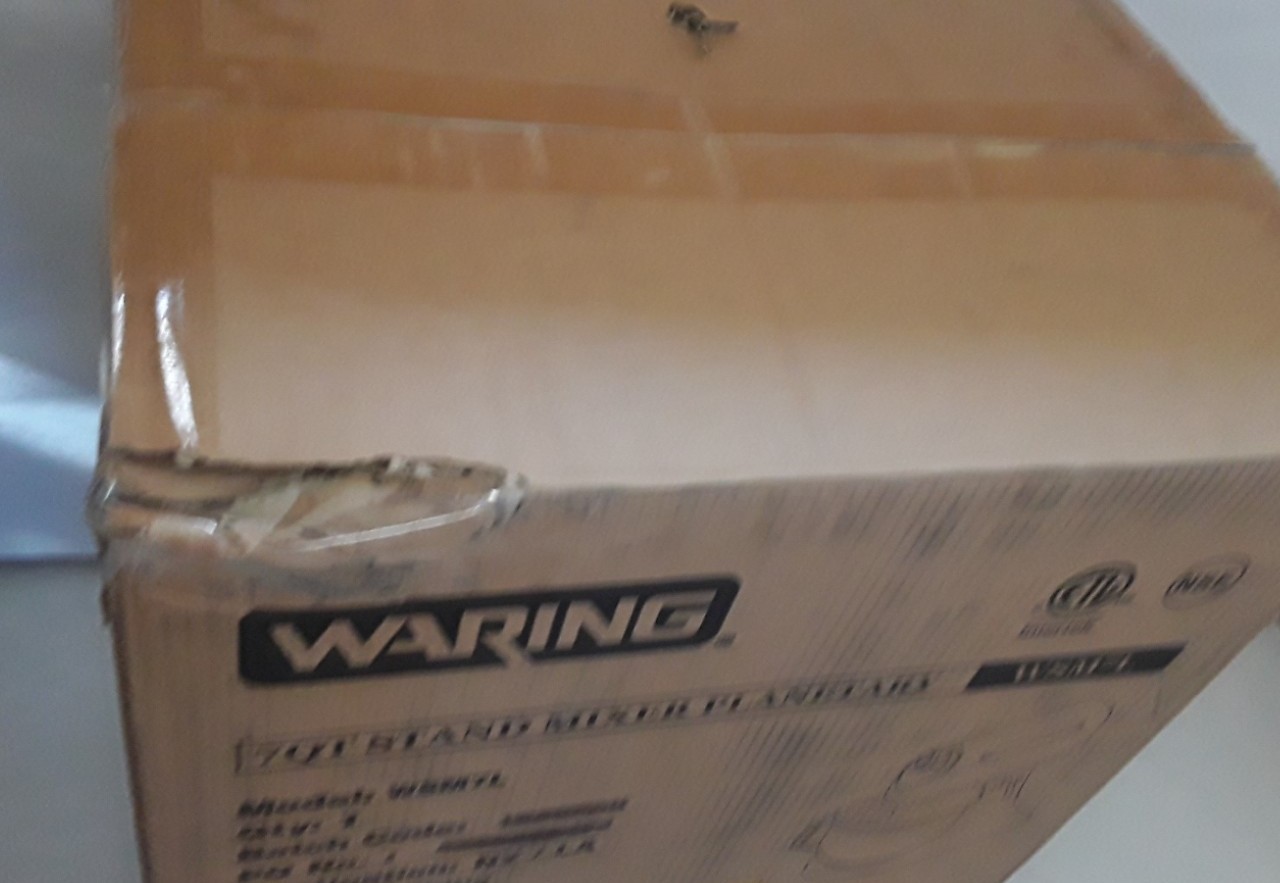 Brand New! WARING WSM7L Commercial Luna Planetary Countertop 7Qt Stand Mixer