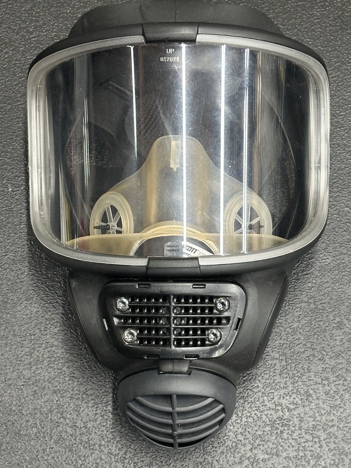 Scott Safety™ M120 CBRN Facepiece 013022 M/L Gas Mask
