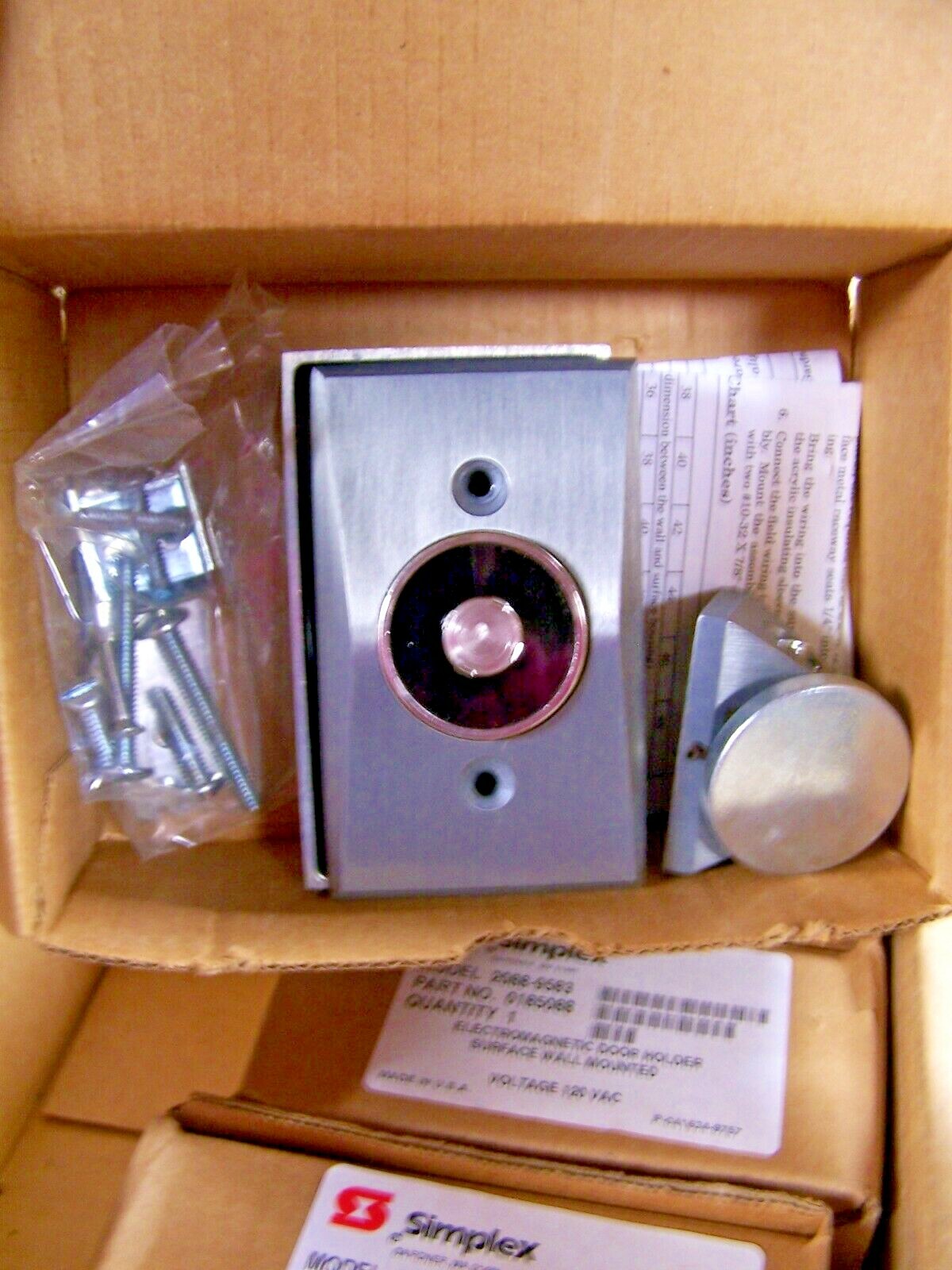 NEW SIMPLEX ELECTROMAGNETIC DOOR HOLDER SURFACE WALL MOUNTED 120 VAC 2088-9583