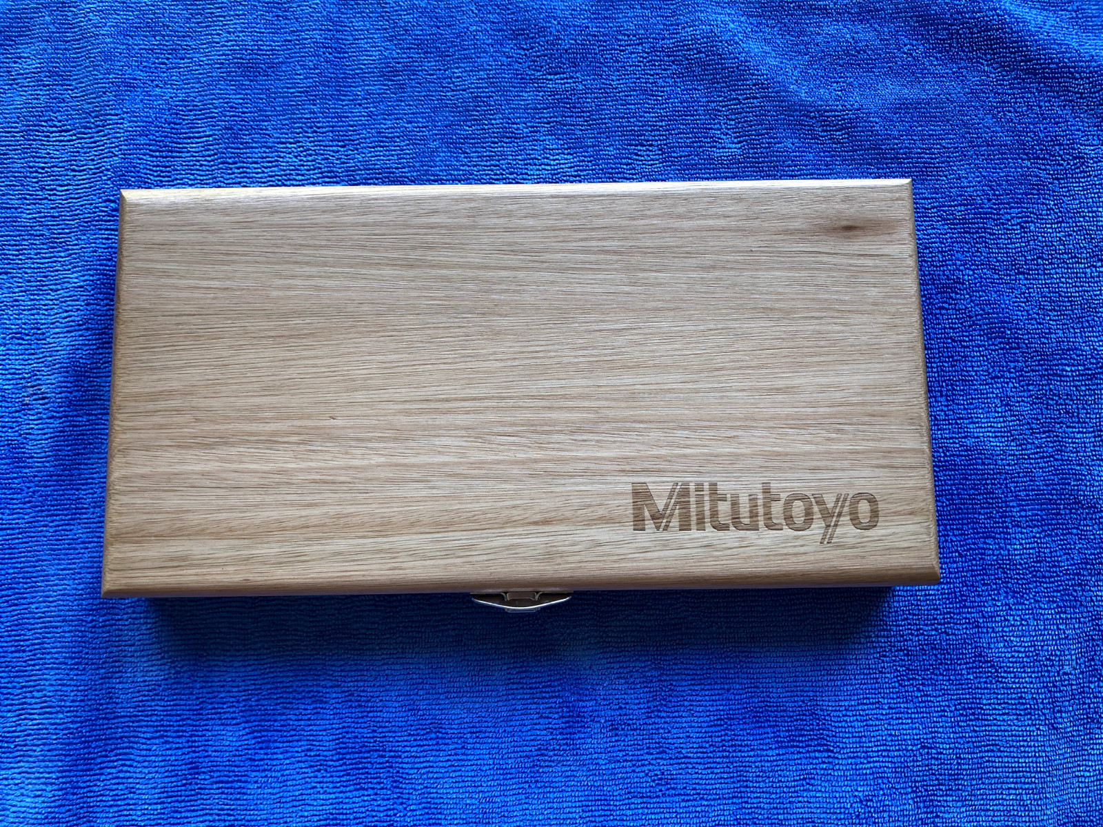 Mitutoyo Digital Micrometer (293-340) & Caliper (500-196-30) Set 0-6»