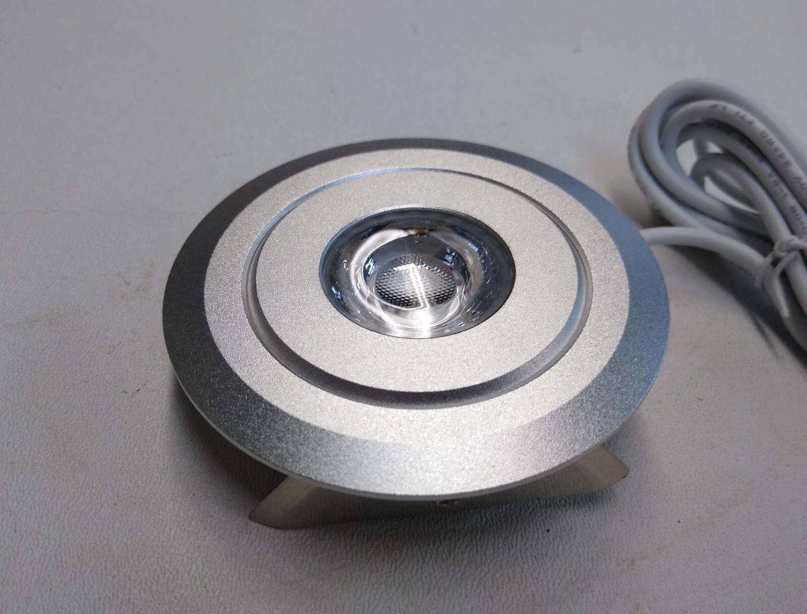 3ea. Jesco LED 3 in. Puck Lights 3000k SURFACE MOUNT & Jesco DL-PS-20/24 Driver