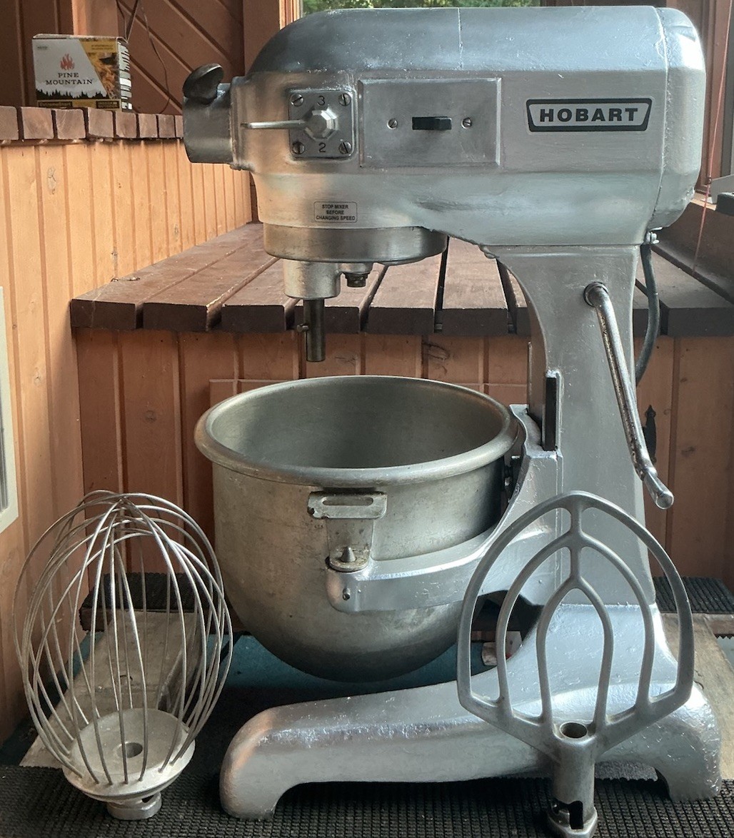 Hobart A120 12 Quart Commercial Bakery Dough Mixer + Bowl Paddle Reconditioned