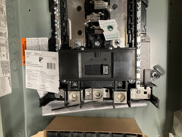 Square D Load Center HOM4080M200PQCVP Homeline 200 Amp 40 Space 80 Circuit Main
