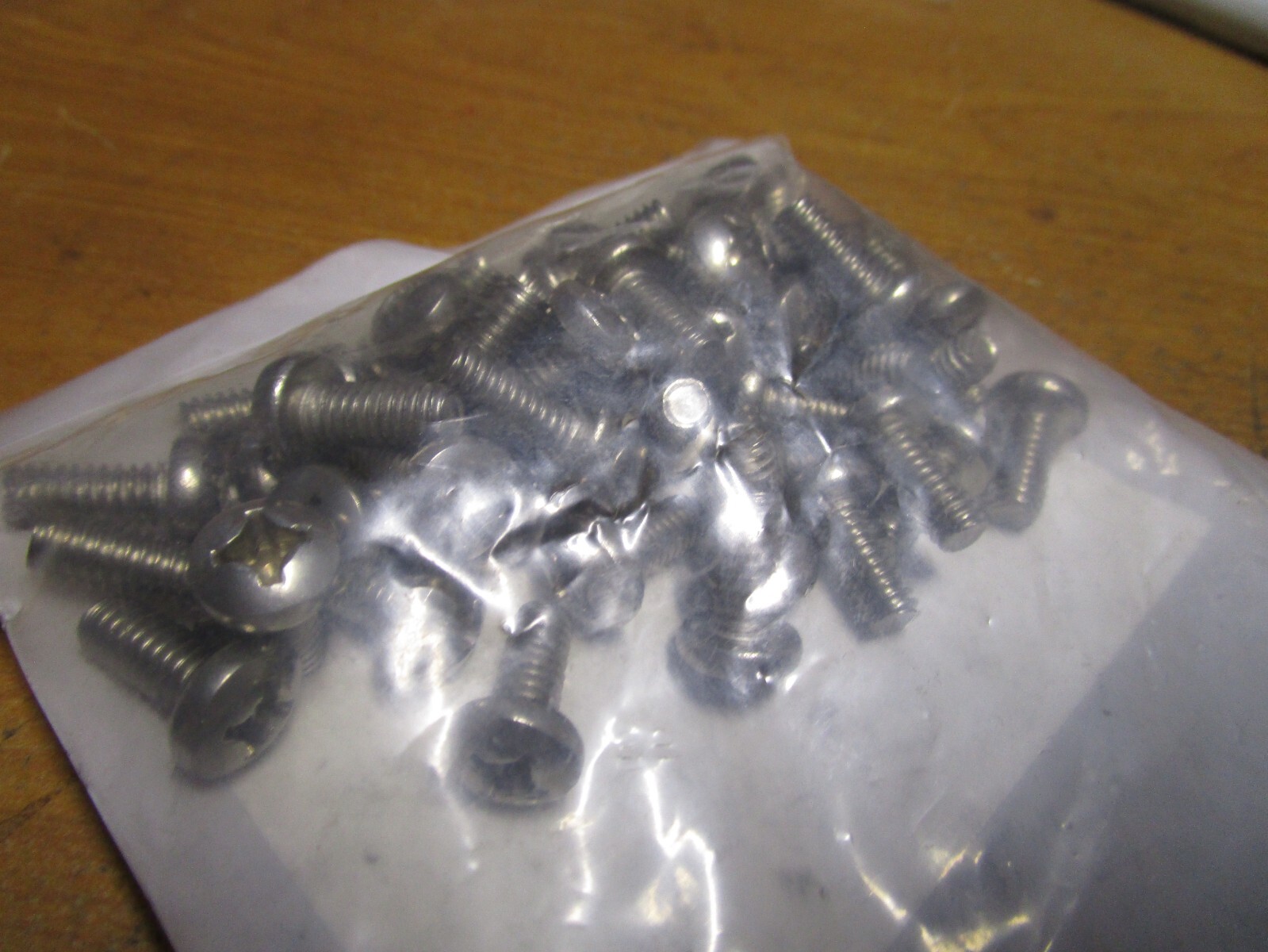 #12-24 x 1/2″ Phillips Pan Head Grade 18-8 Stainless Steel Machine Screw QTY 50