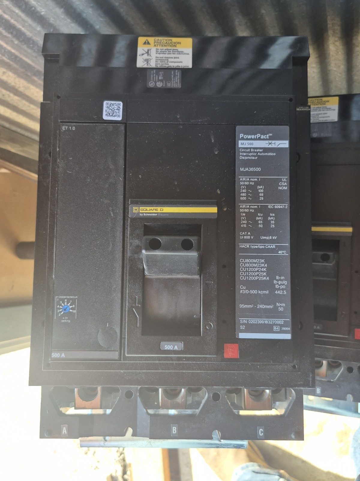 Schneider Electric Square D 600V Molded Case Circuit Breaker – 500A