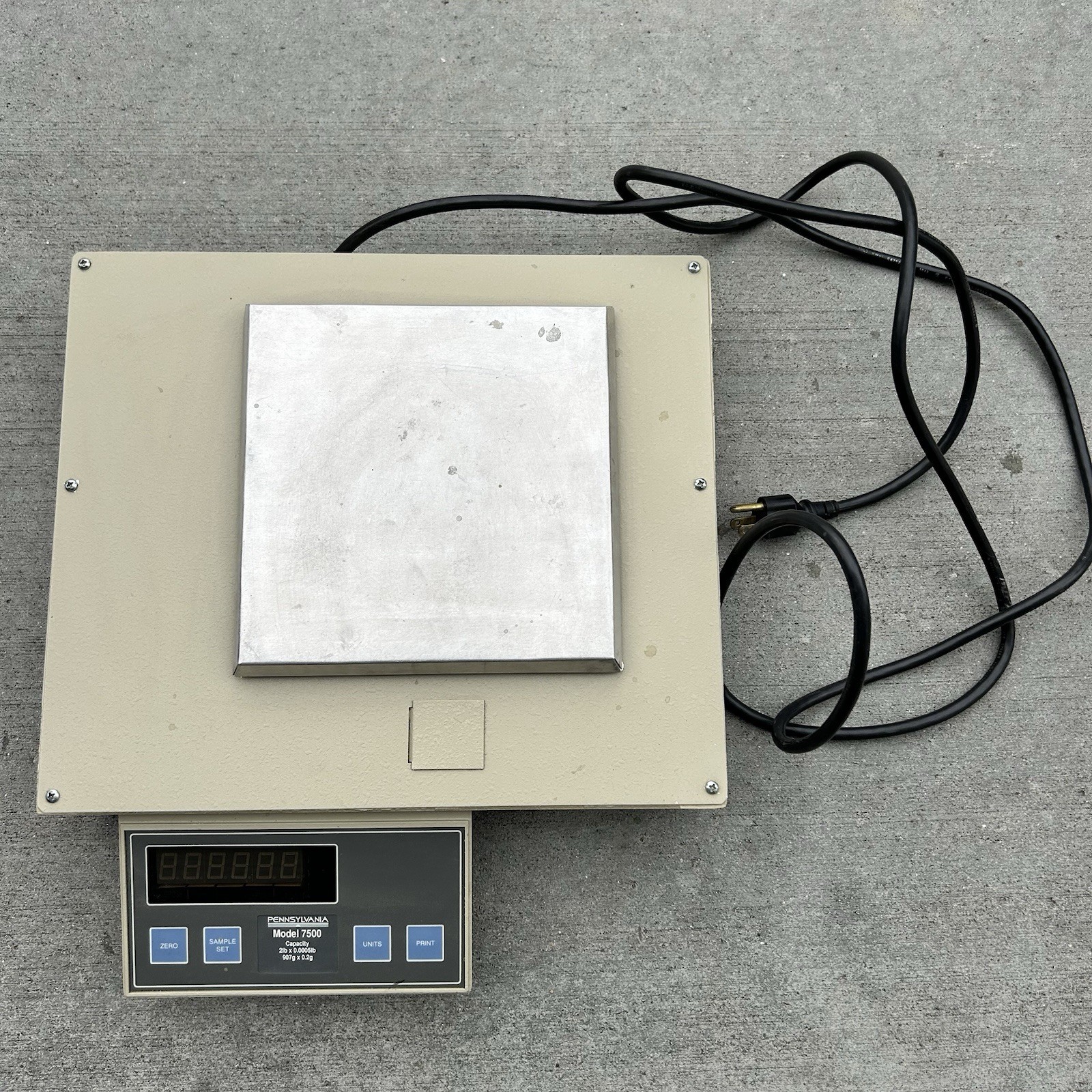 PENNSYLVANIA SCALE CO. MODEL 7500 2lb x 0.0005lb / 907g x 0.2g