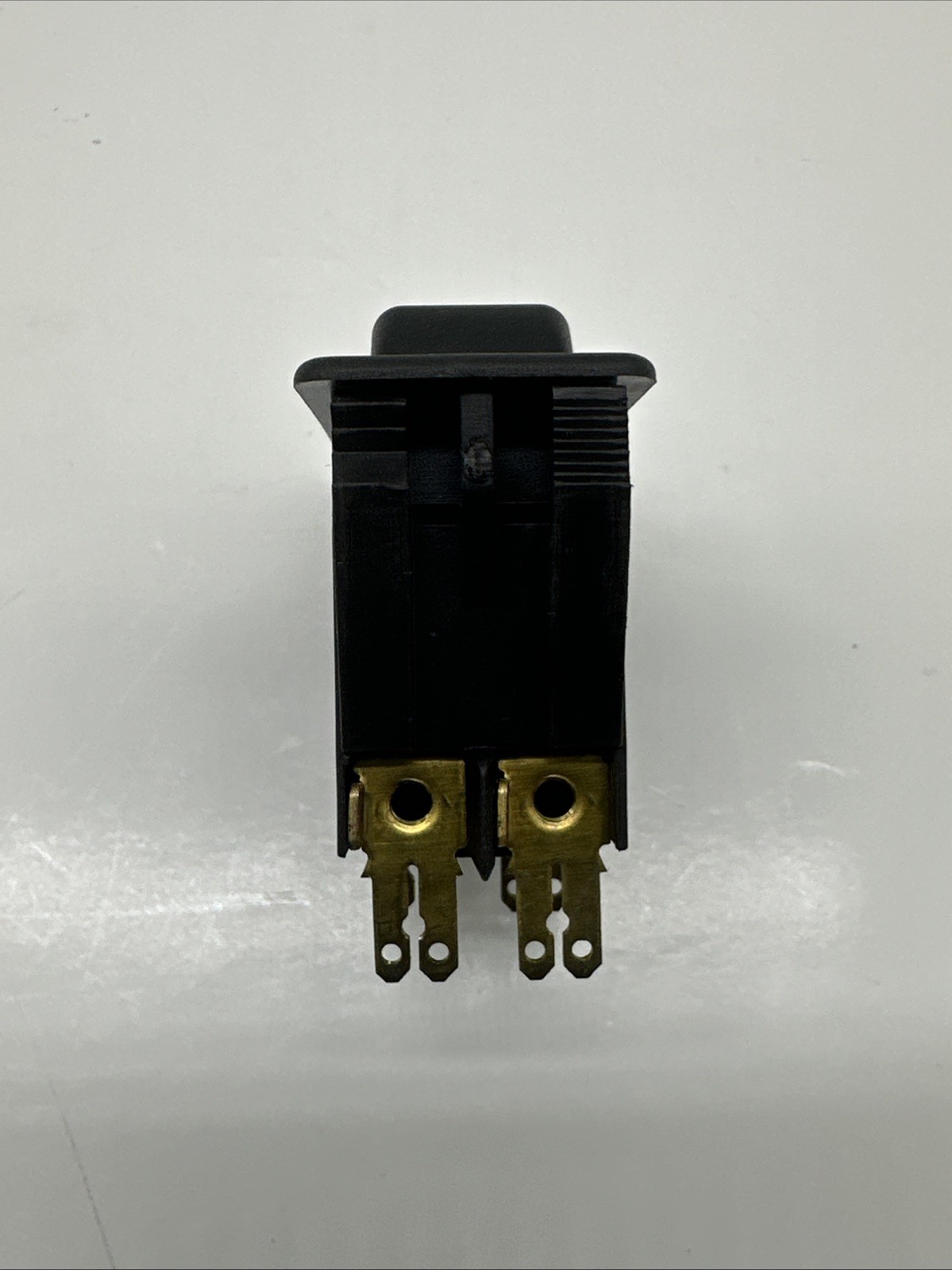E-T-A Circuit Breaker Switch Combo 3120-F321-P7T1-W02D (1693)